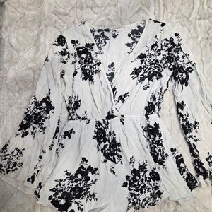 Vintage Babydoll‎ Romper Audrey Black Floral Women's Romper Size Small